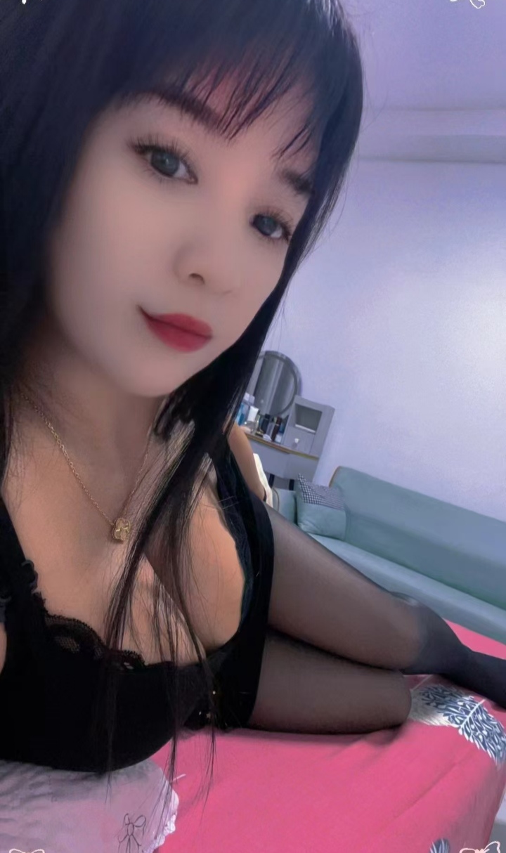 上城情趣美乳小妹