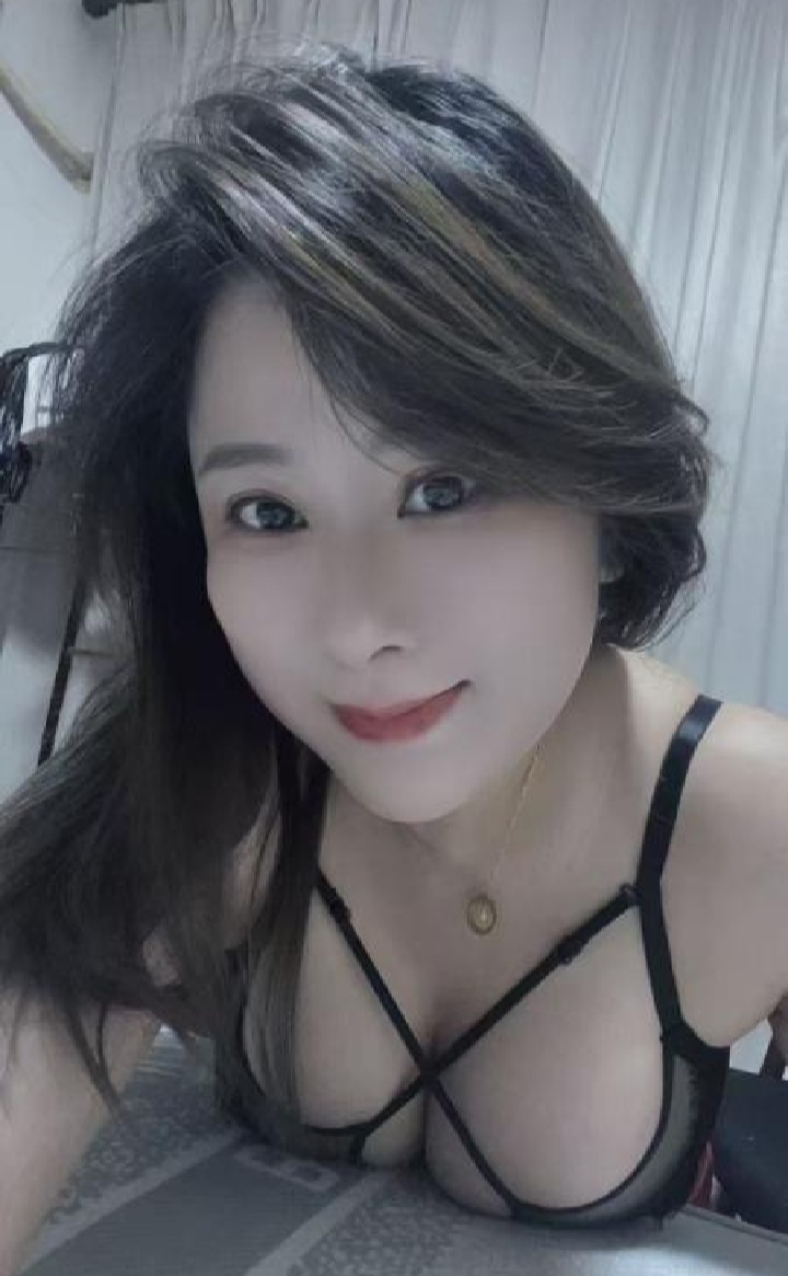 闵行丰润服务系少妇