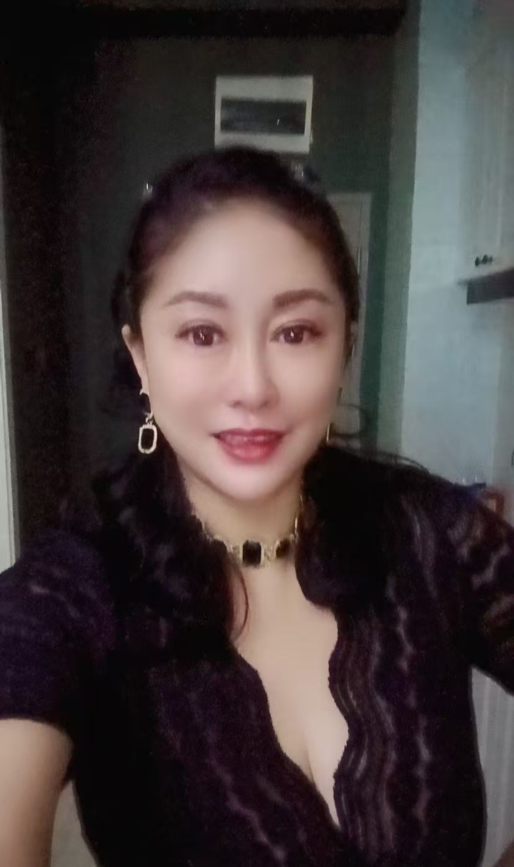 白云丰润服务系熟女