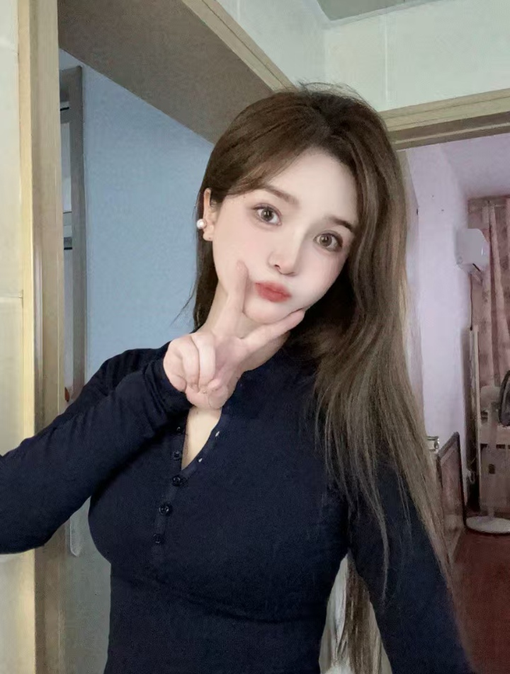 海珠白嫩甜妹冰宁