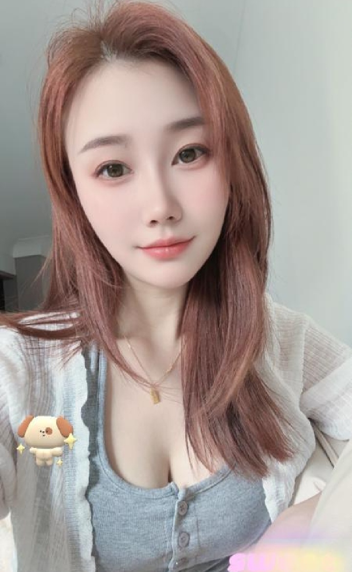 再刷大奶御姐橙子