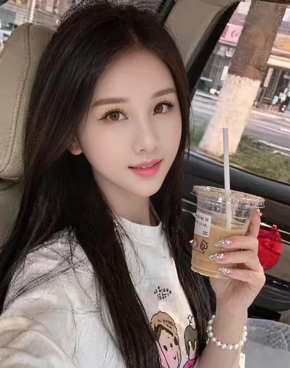 妹妹想要哥哥抱抱