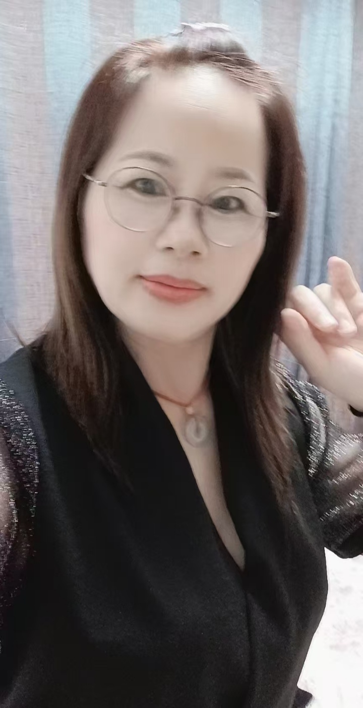 风情肉感熟女芳姐