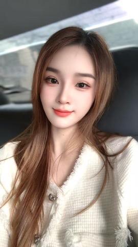 自带工作室的小妹