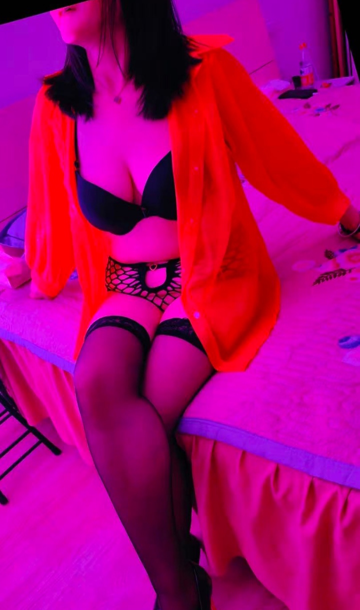 秦淮韵味小娘子