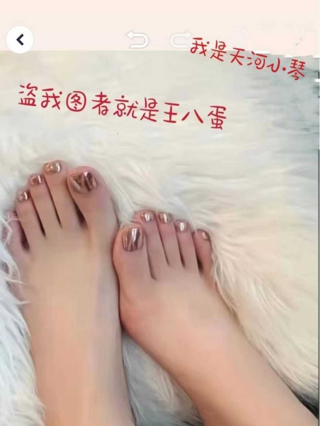 小琴姐33岁离异少妇，剖腹一孩。穴紧水多 皮肤光滑白净