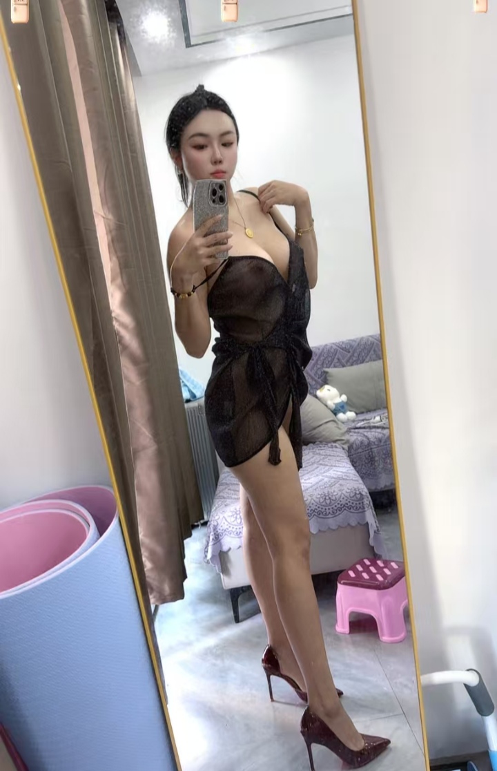 吴中丰乳肥臀尤物雪儿