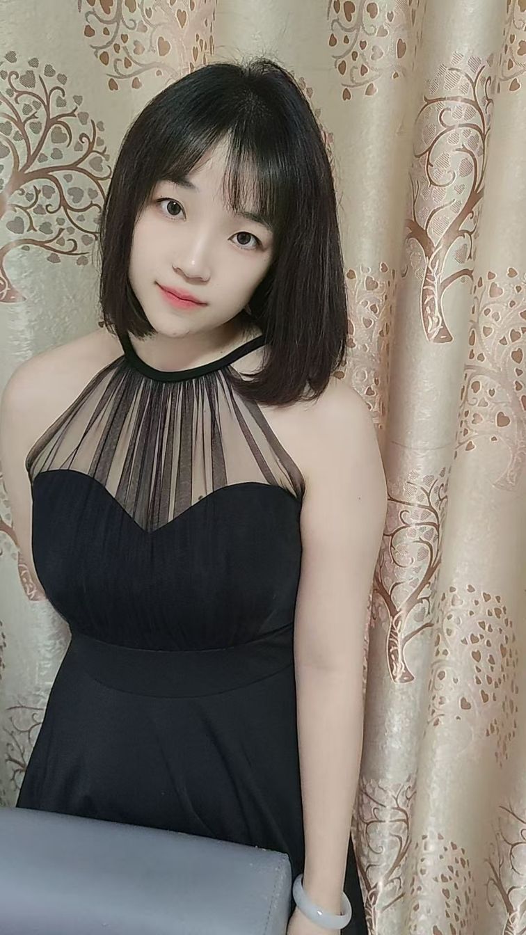 高新气质丰满梦瑶