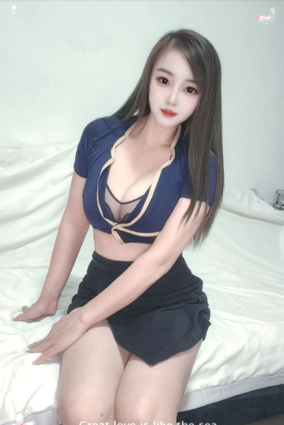 粉嫩小妹 体贴会照顾人 白云梅花园新人雪儿