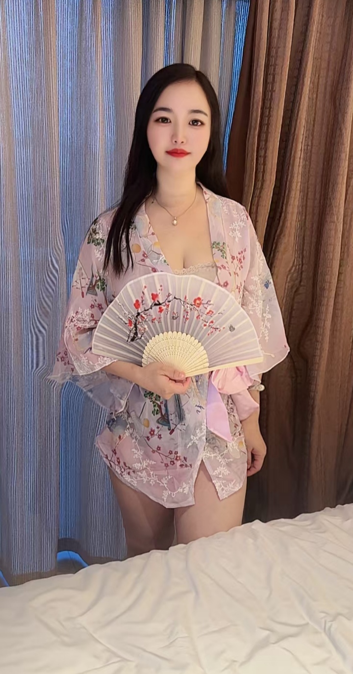 美艳丰满情趣辣妹媛媛