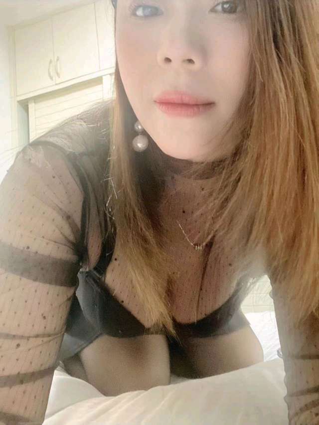 西山区大屁股少妇