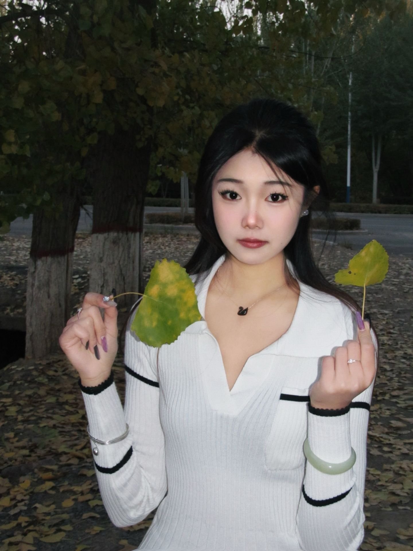 自己做的小姐姐