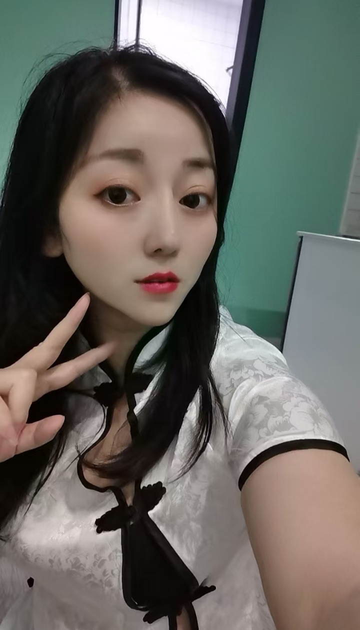 情趣辣妹薇儿可后花园