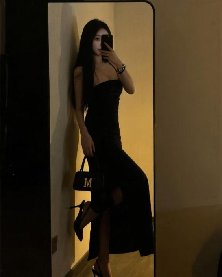 高颜值反差极品辣妹