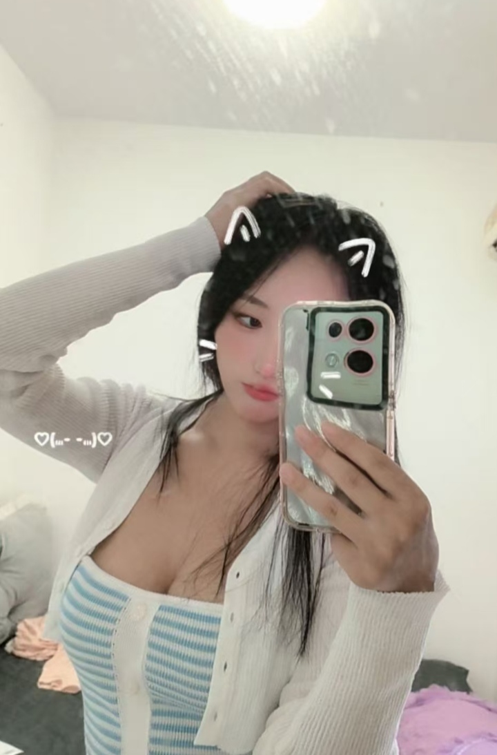 罗湖美乳嫩妹小芸