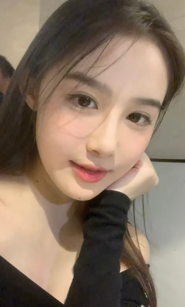 鼓楼纯欲美妞果果