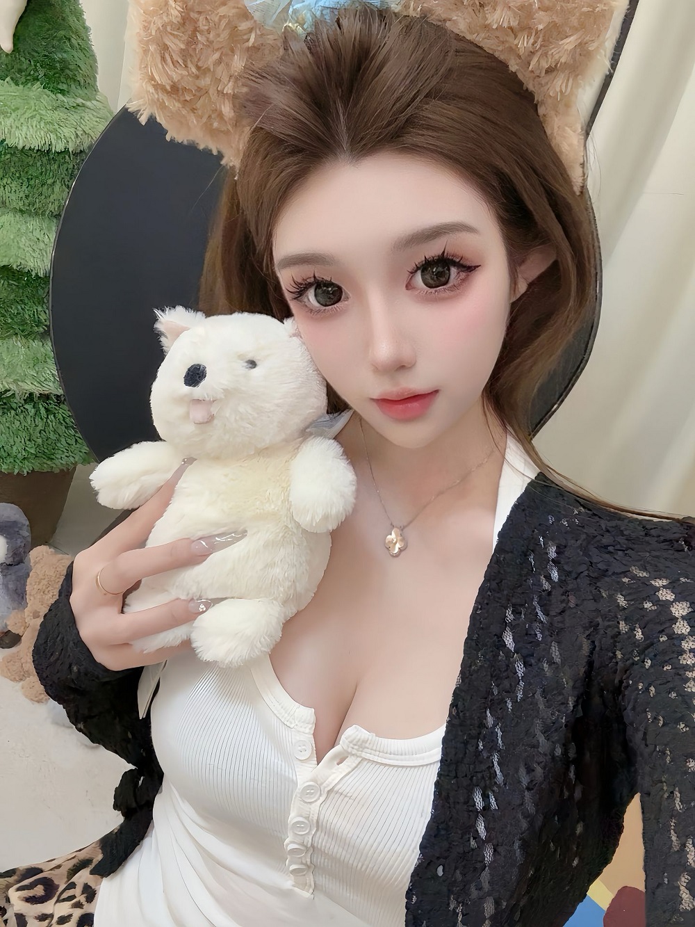 天河潭村小小 20岁 高颜值 初来广州 望君满意