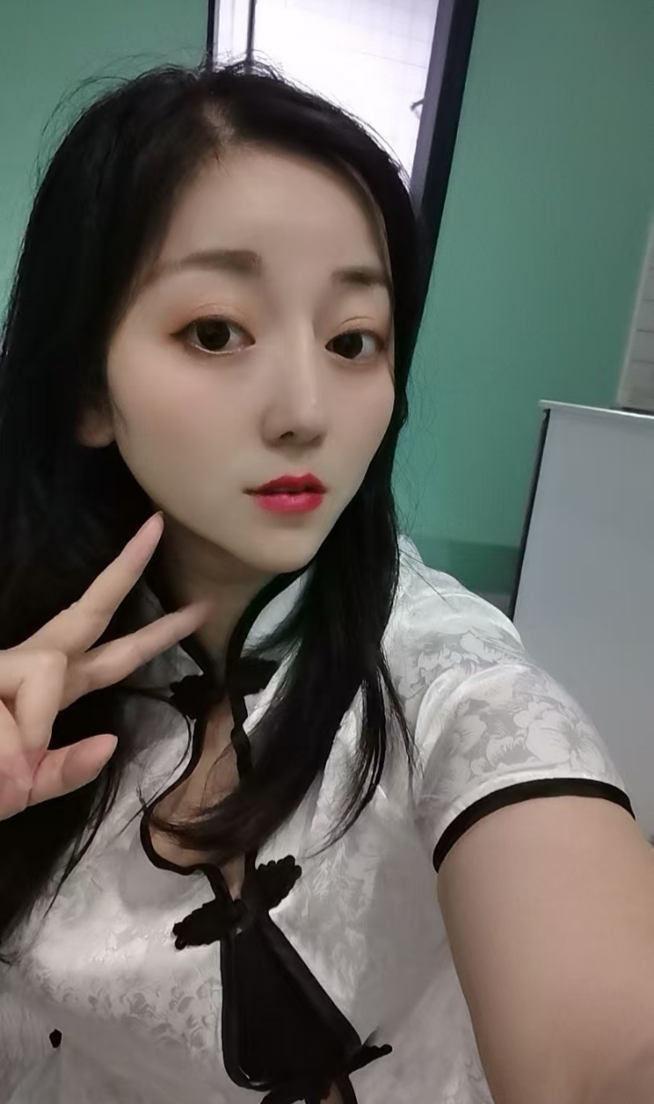 情趣辣妹薇儿可后花园