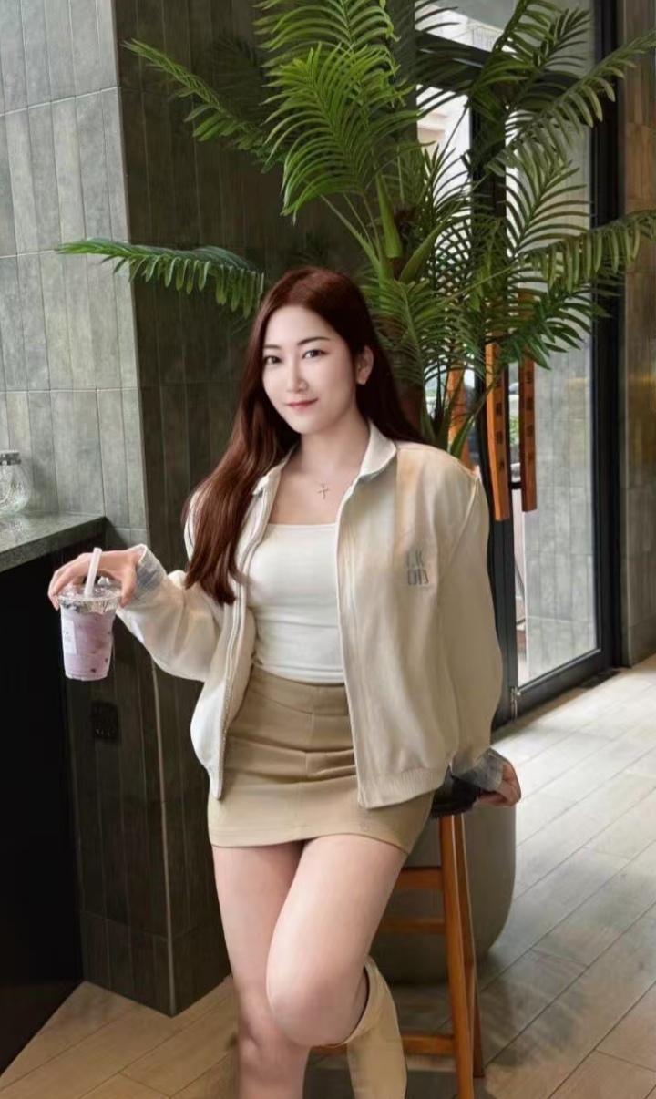 西湖丰润美御姐叶子