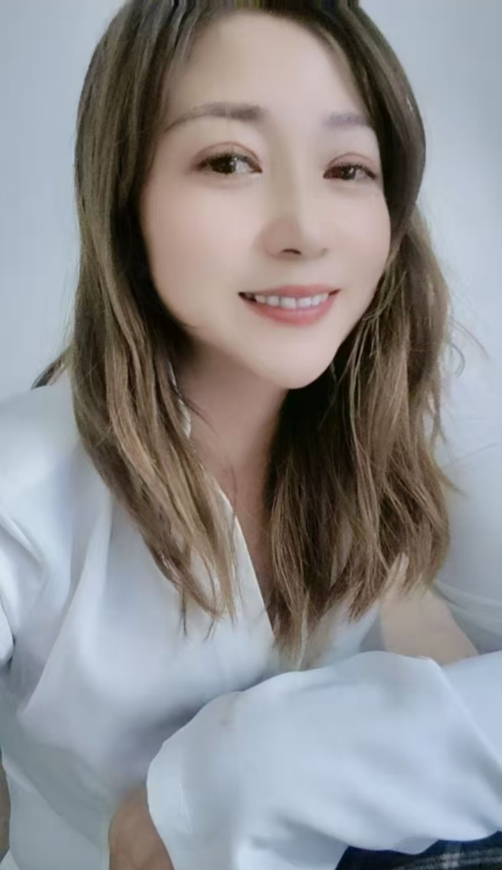 官渡丰满性感美娇娘