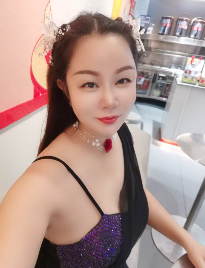 东升轻熟女大奶紫依