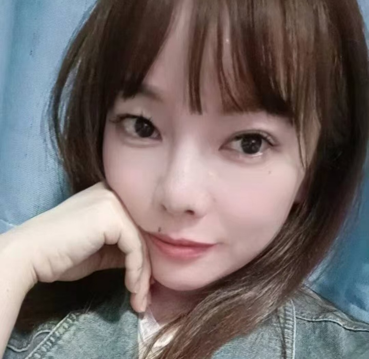 市桥美乳少妇小烟火