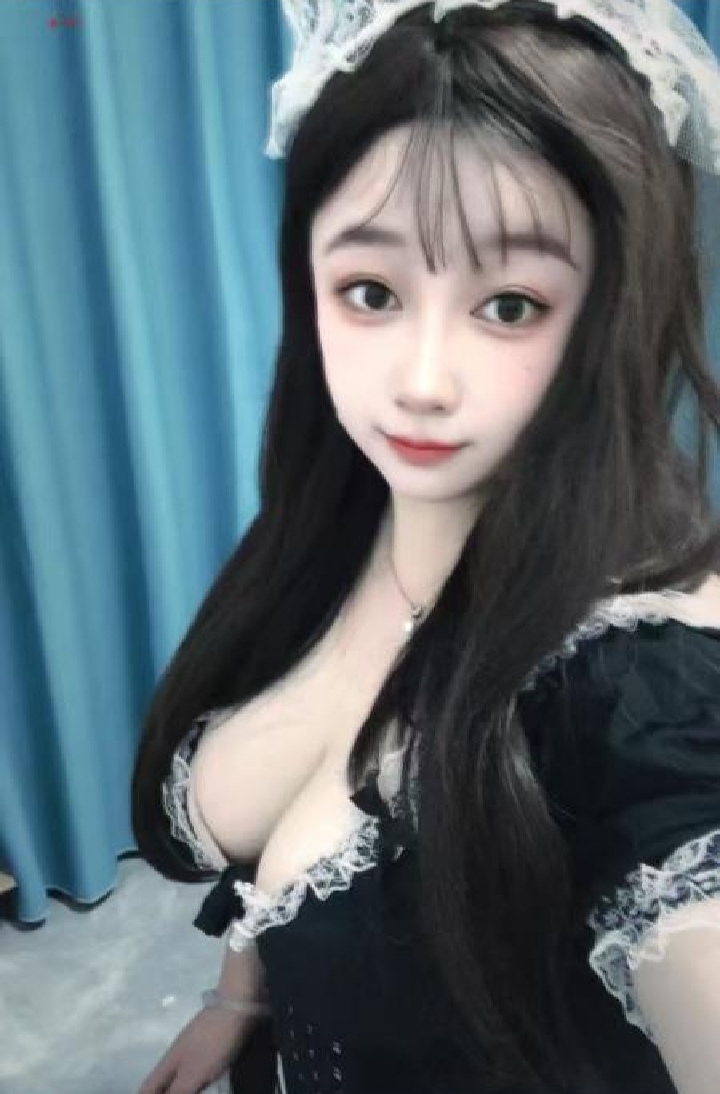 花都童颜巨乳甜甜