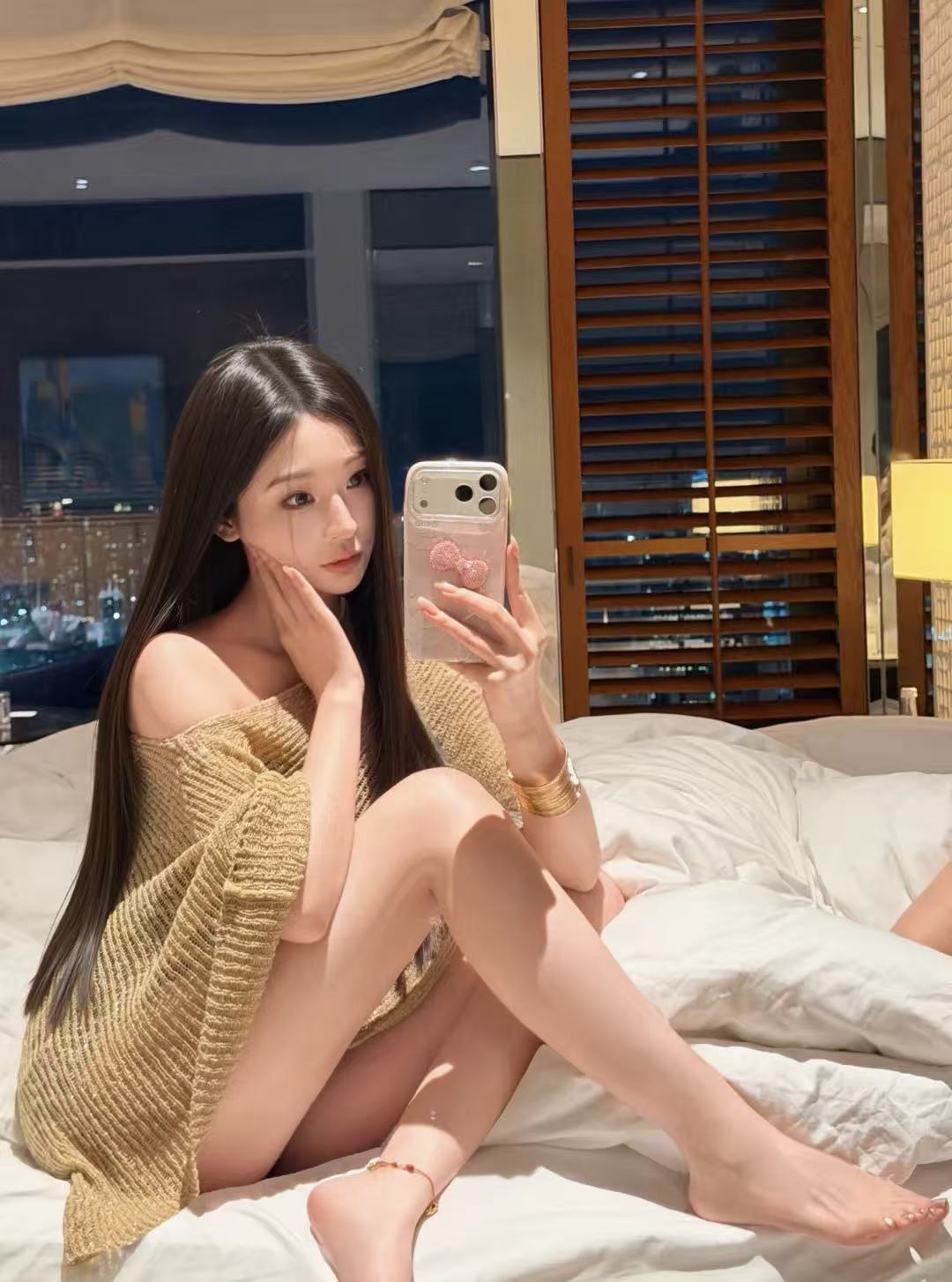 高颜值嫩妹兼职