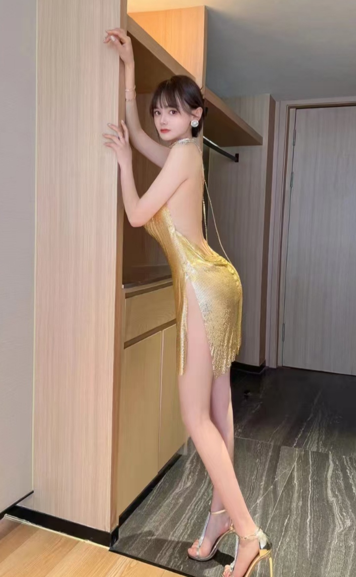 天河美乳新茶莫妮卡