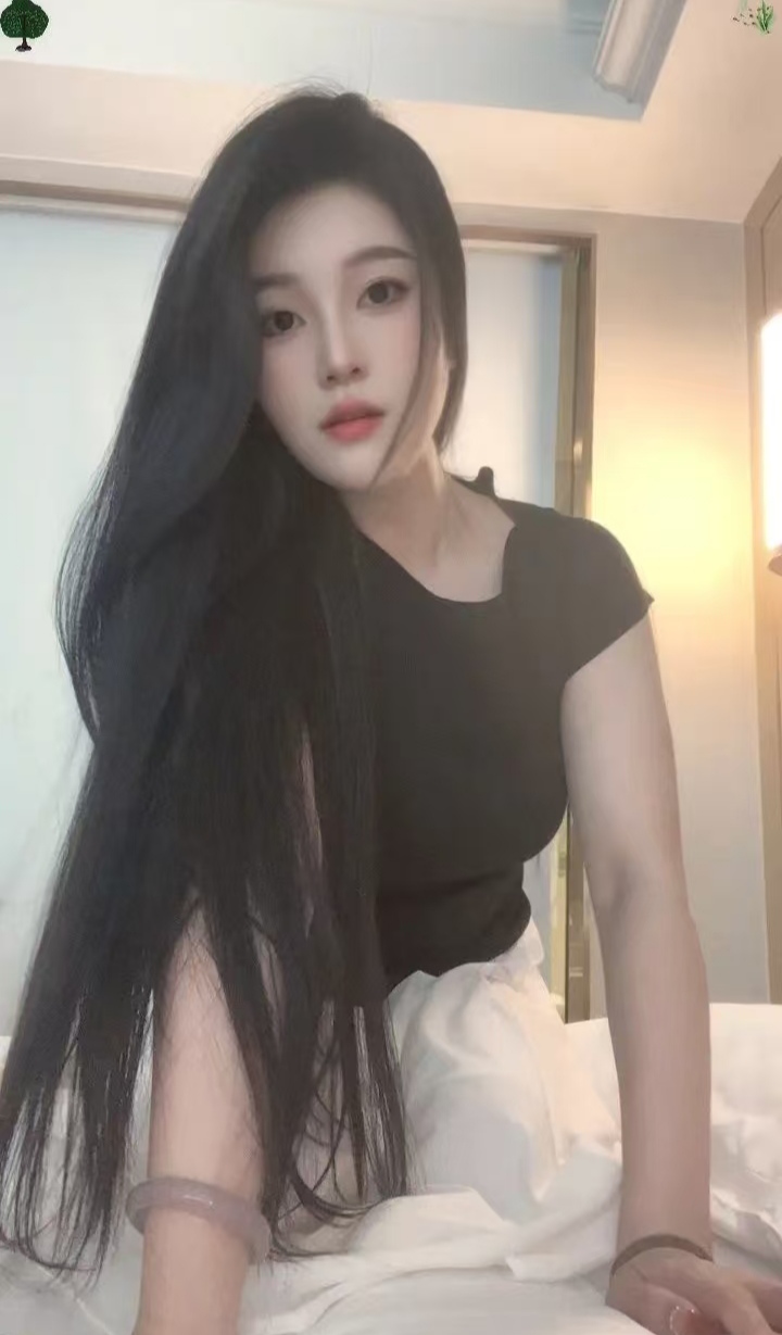 丝袜美腿尤物悦姐