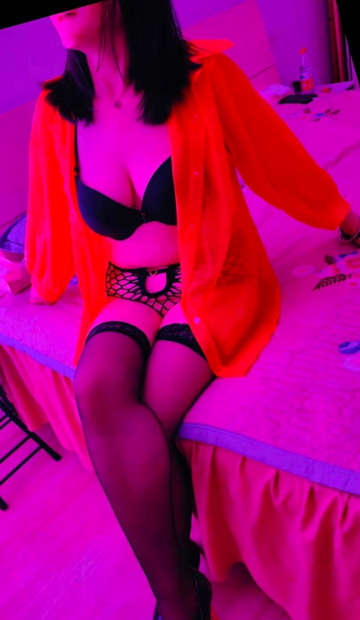 秦淮韵味小娘子