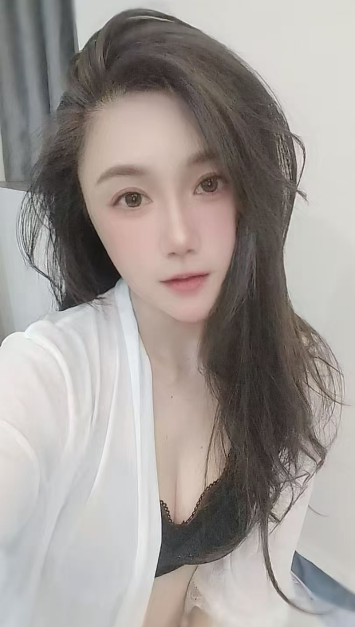 浦东纯欲嫩妹灵儿