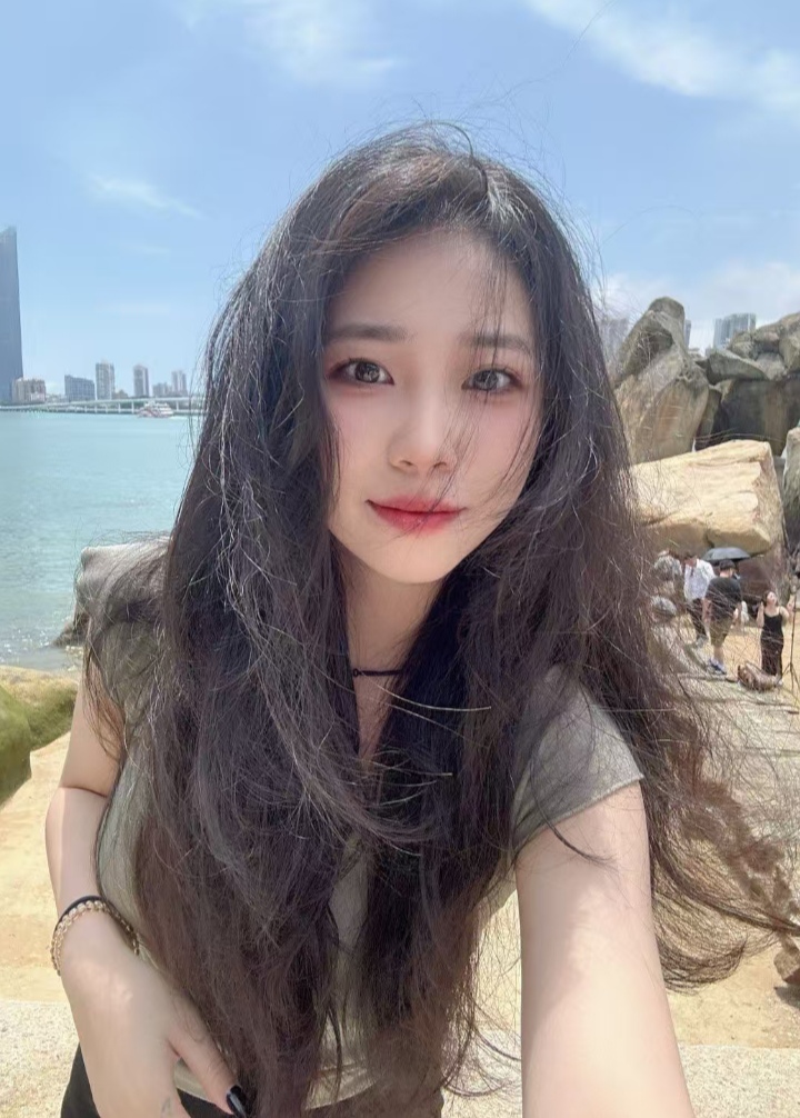 福田白嫩女友小玲珑