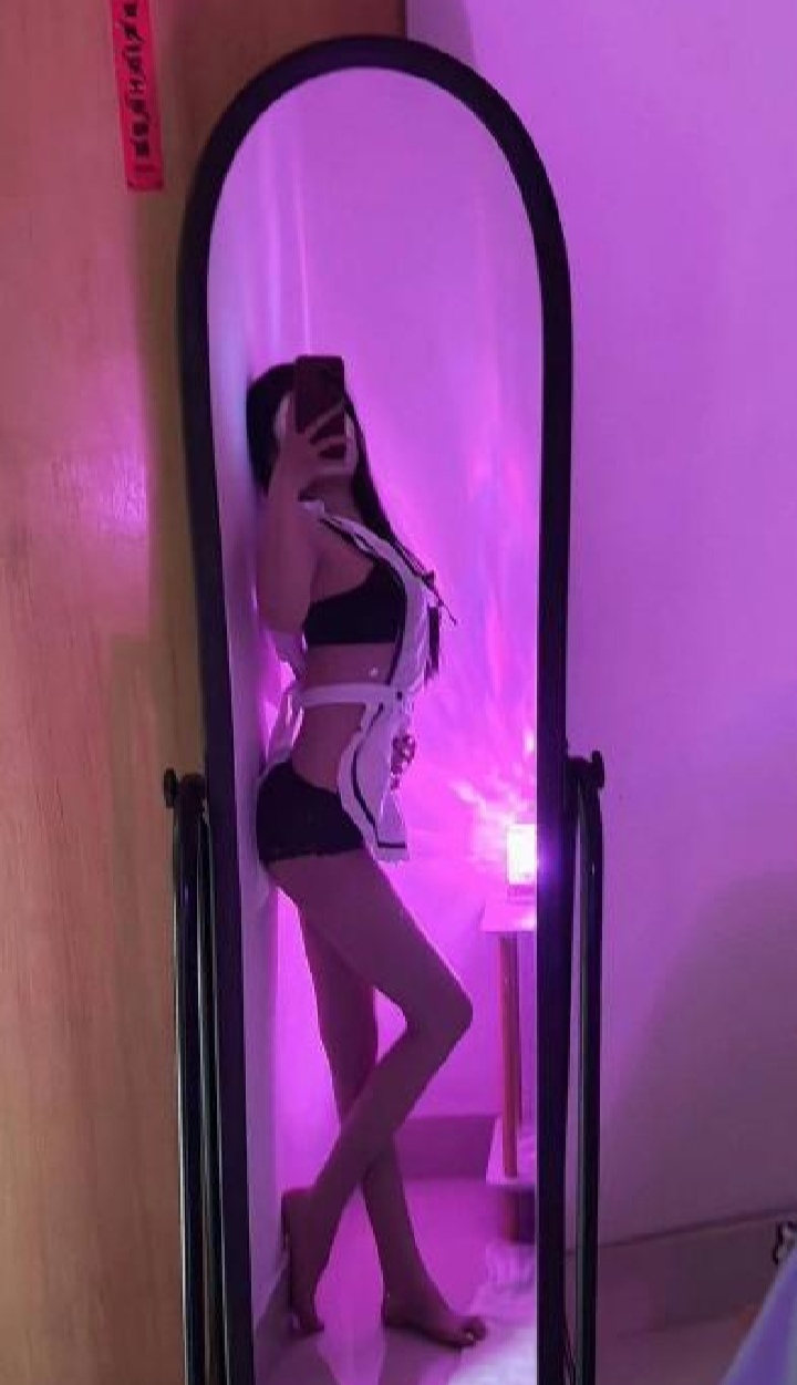 龙岗妙曼身姿洋洋