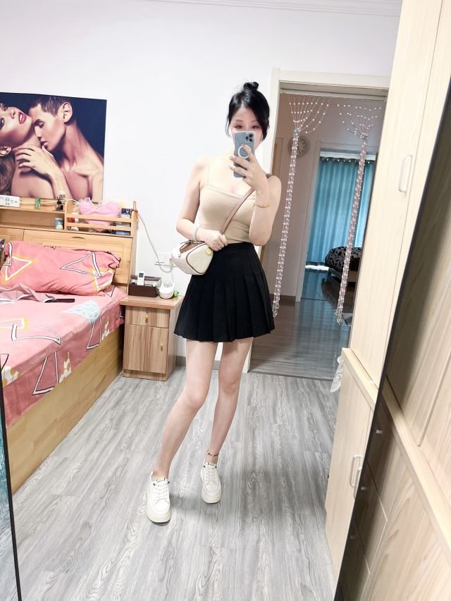 身材凹凸有致的妹妹