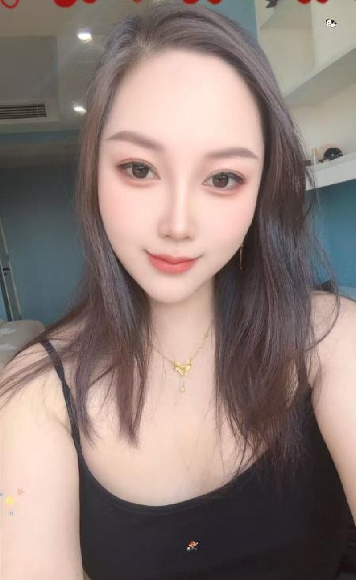 服务系御姐小温柔