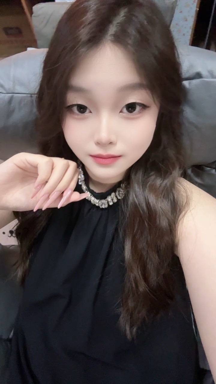 武汉颜值温柔嫩妹