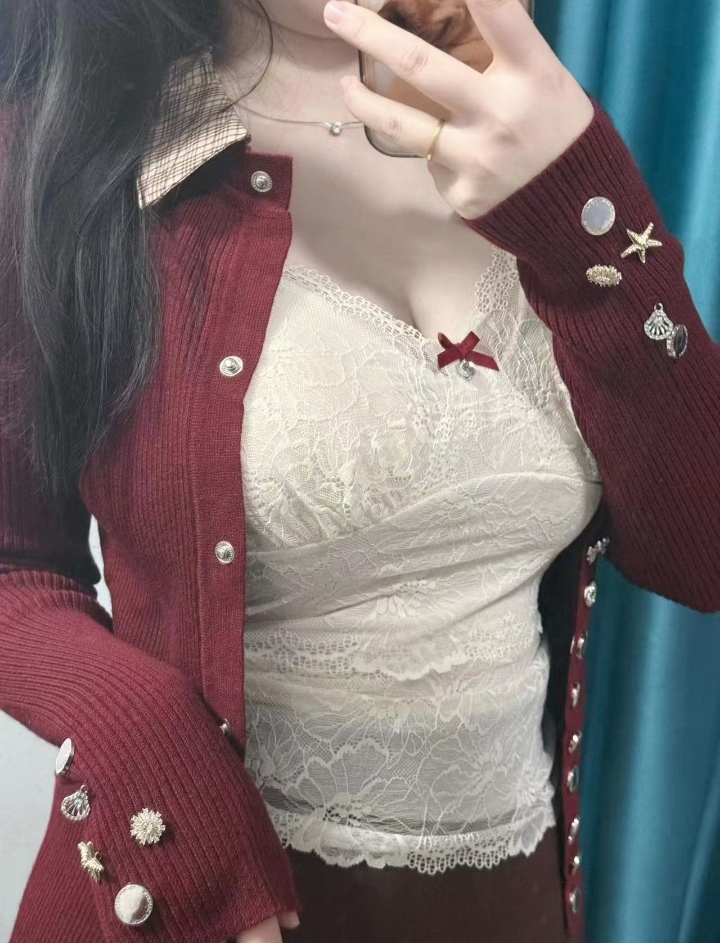 小店白嫩甜妹乐乐