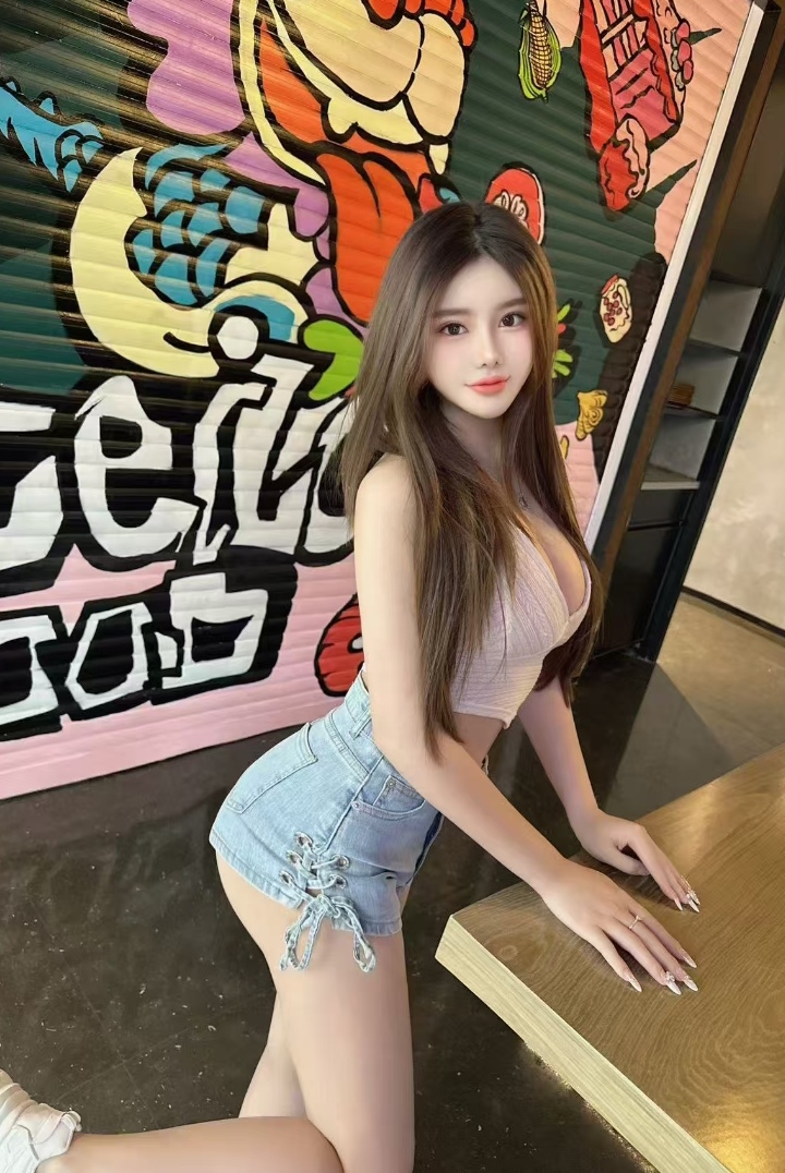 闵行瑜伽路尤物若浠