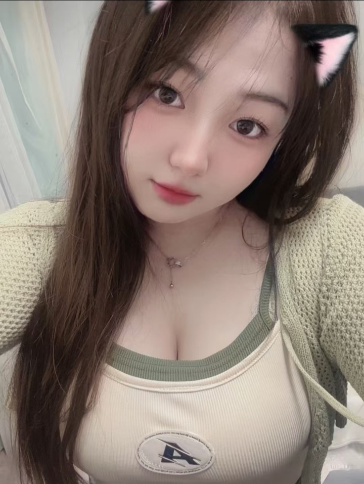 天河美乳萌妹彤彤