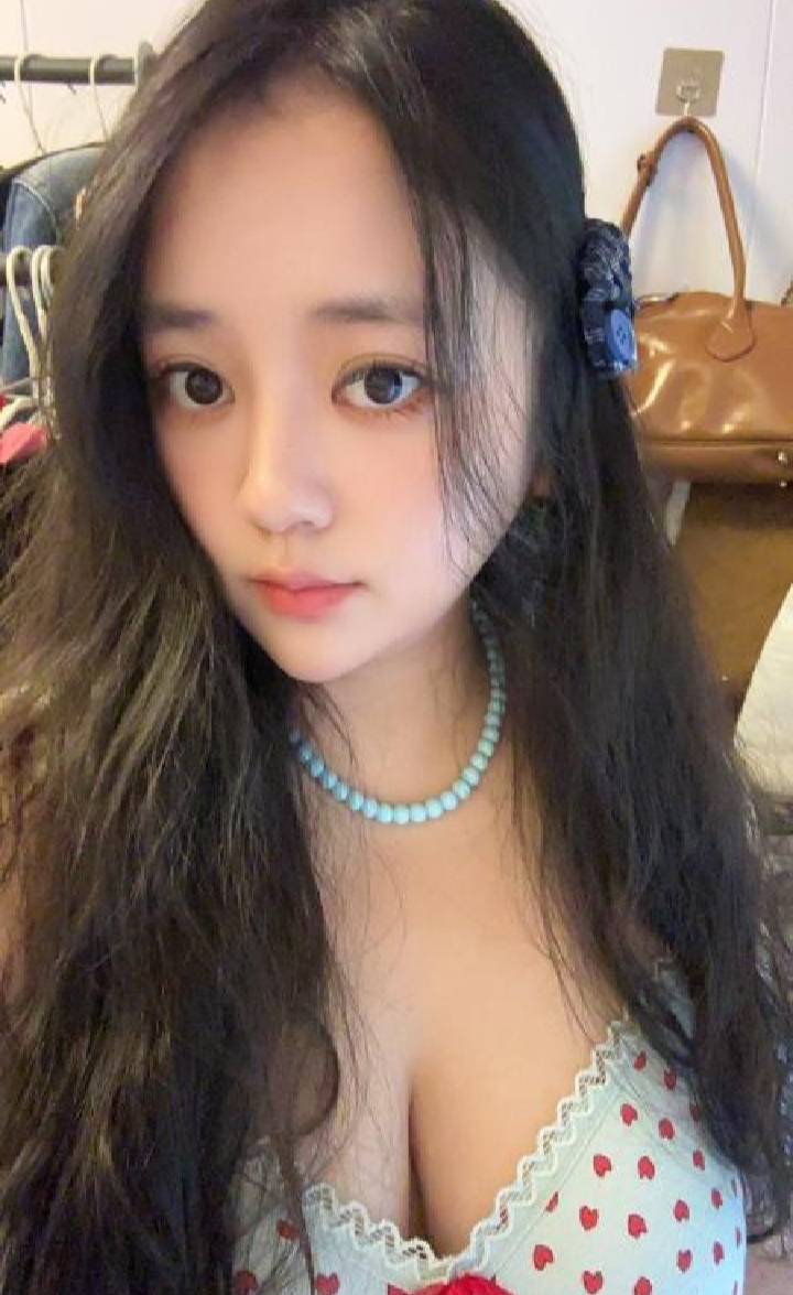 夫子庙美艳小奶牛