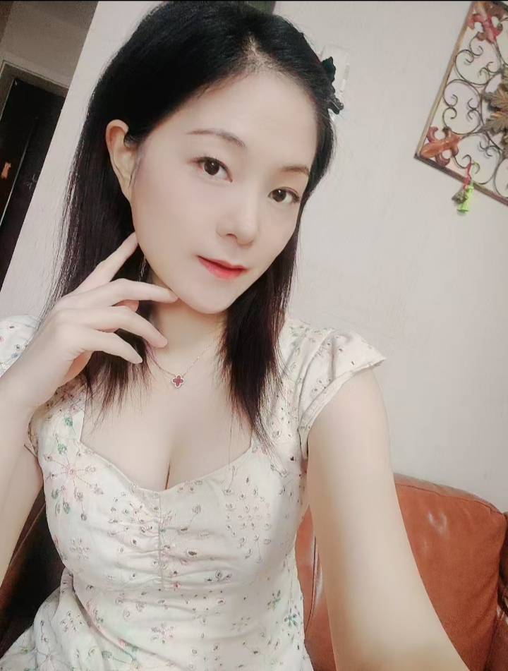 江宁服务系小姐姐