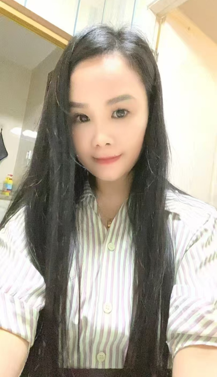 贝村风情诱人御姐