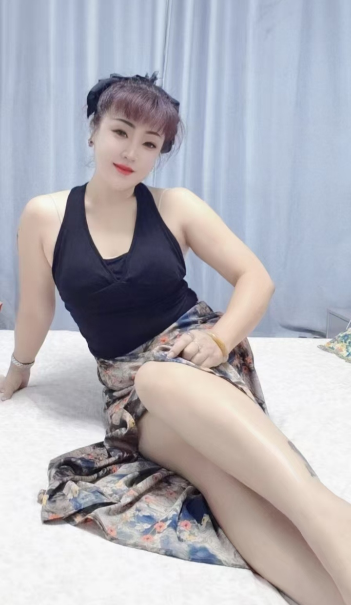 浦东丰润美少妇静静