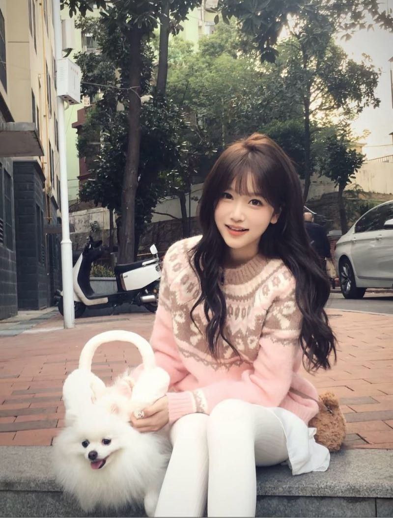 西乡沫沫，年轻乖巧