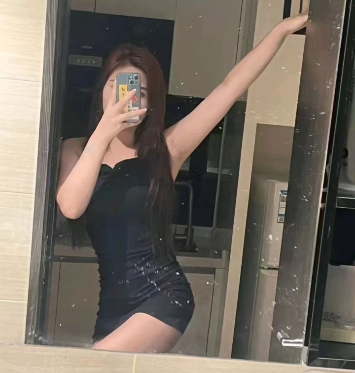 武进长腿辣妹依依