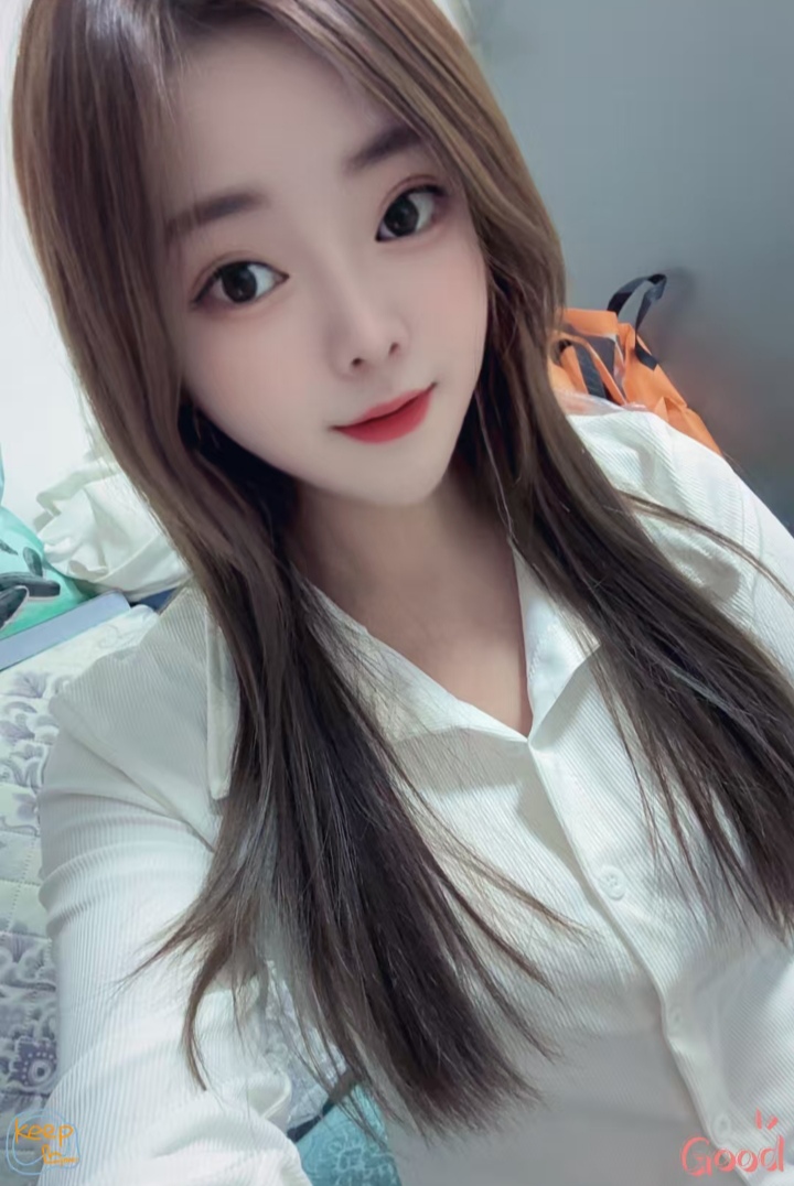 气质美妞甜妹萱宝