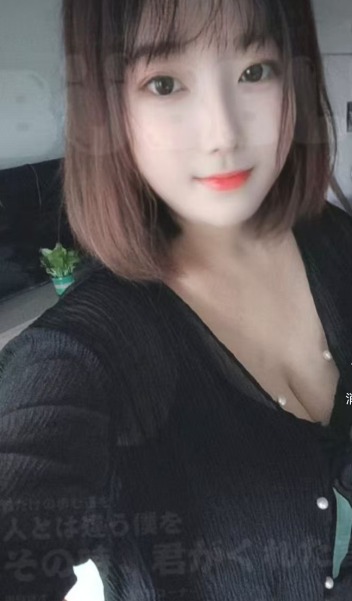 南坪丰满辣妹小美