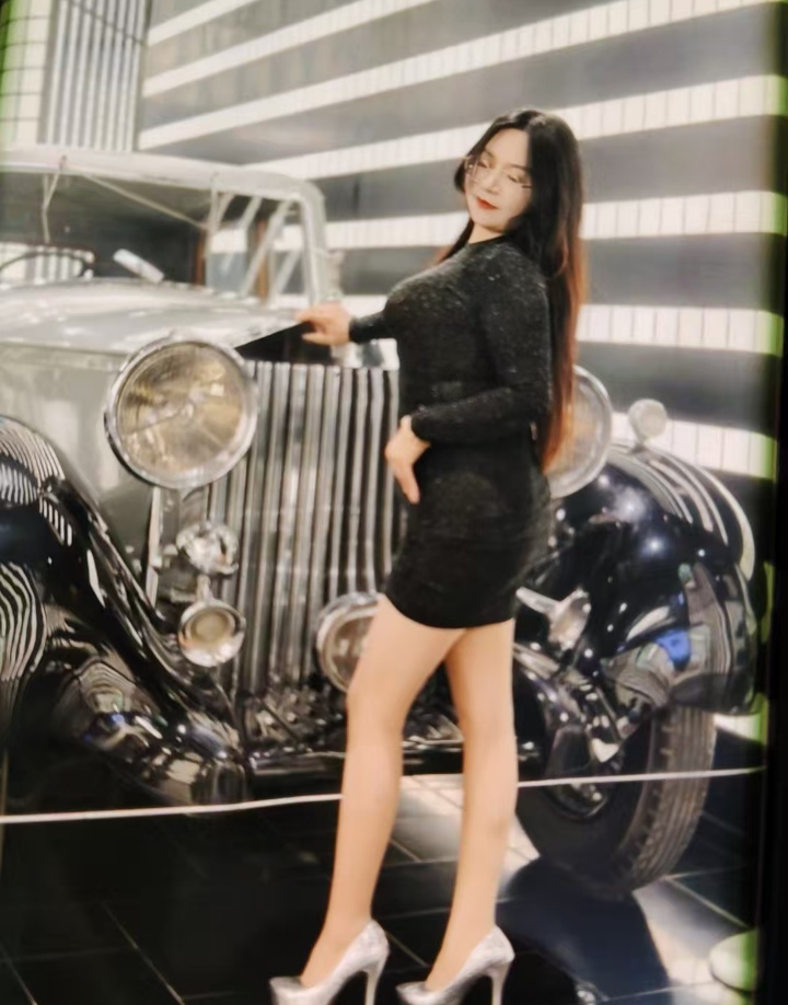 大屁股欲女嘟嘟回归