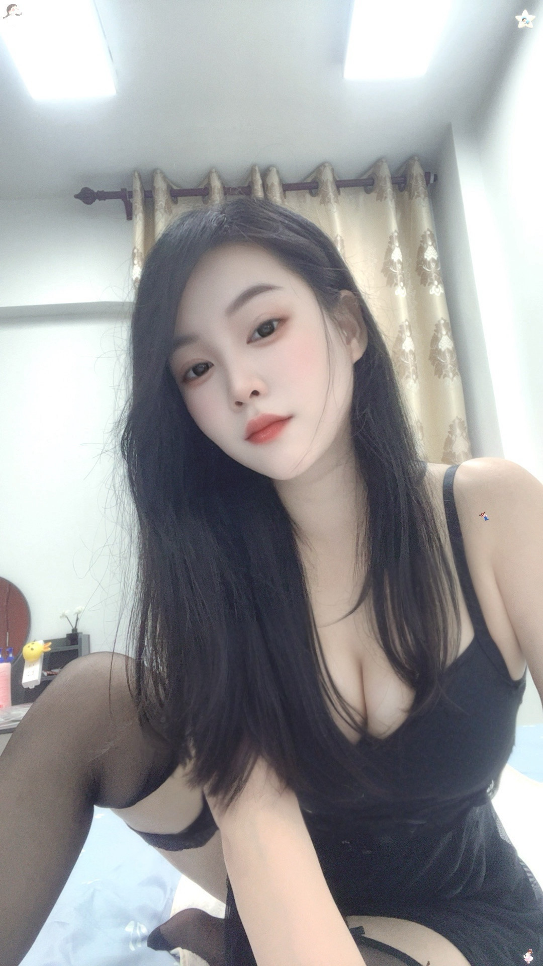 白云梅花园露露 主动水足 马达臀 让你欲罢不能